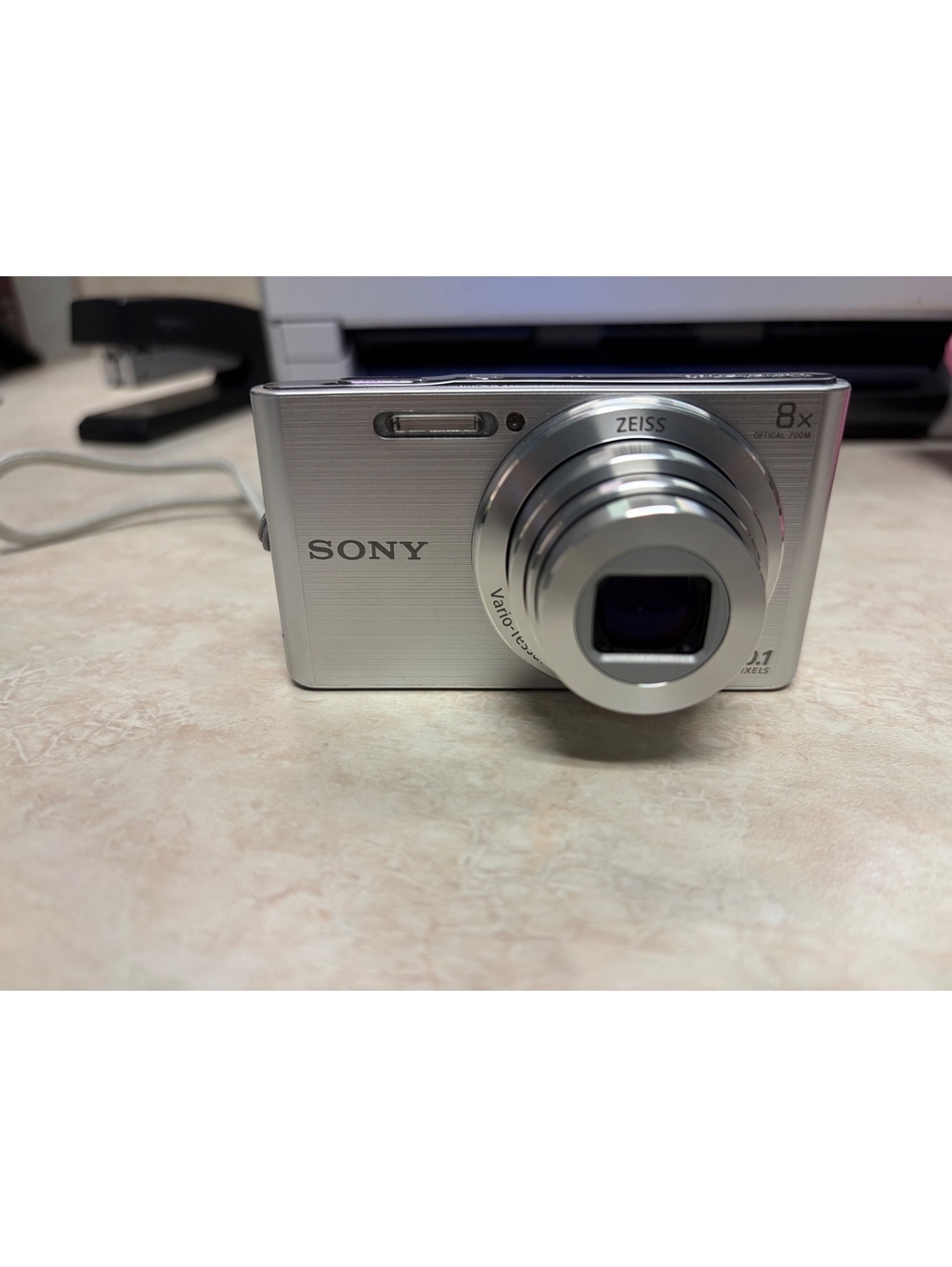 Sony Cyber-shot DSC-W830 20.1MP Digital Camera Silver 8x Zoom Tested Working
